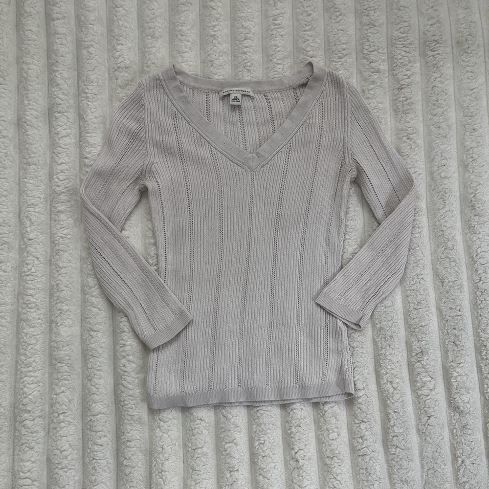 Banana Republic Light Gray V-Neck Sweater